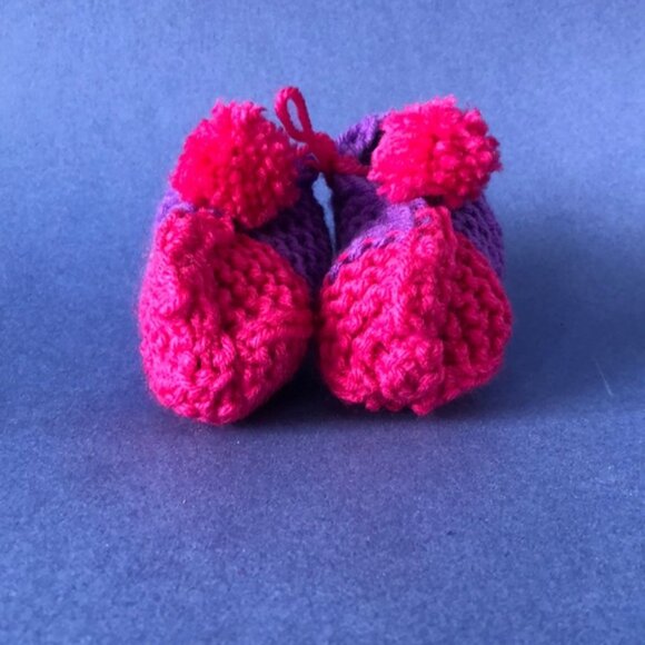 NWT Vintage Handmade Knitted Pink & Purple Children’s Slipper Booties - Picture 2 of 3